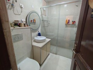 Bathroom in 3 BHK Builder Floor at SS Almeria, Sector 84 – for Sale