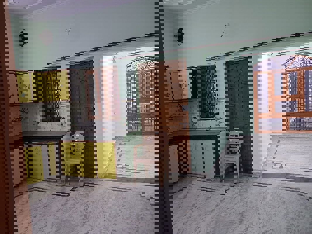 2.5 BHK + Extra Room 1200 Sq.Ft. Builder Floor in Ansal Sushant Golf city