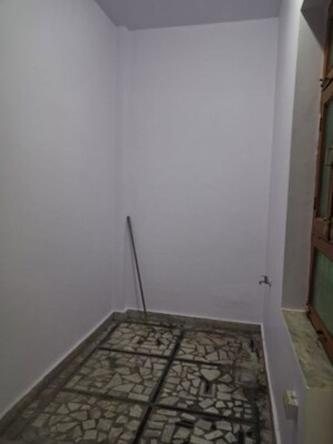 Balcony in 2.5 BHK Builder Floor at Ansal Sushant Golf city, Sushant Golf City – for Rent