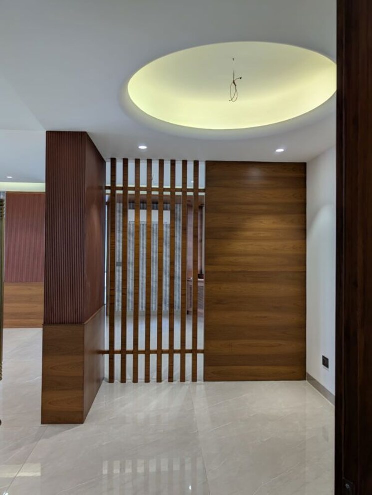 undefined, mayur vihar 3.5 Bedroom 1450 Sq.Ft. Apartment In Mayur Vihar Delhi 9905849