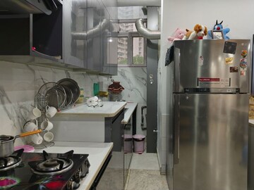 Kitchen in 3 BHK Builder Floor at SS Almeria, Sector 84 – for Sale