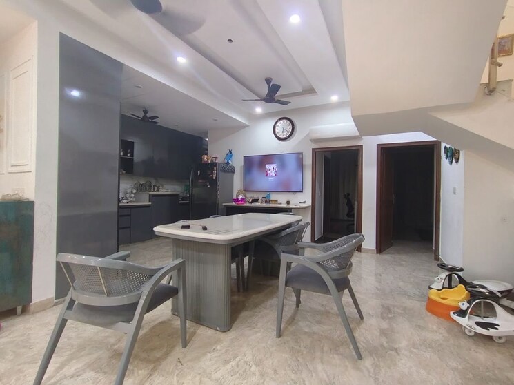 Master Bedroom, ss-almeria 3 Bedroom 2000 Sq.Ft. Builder Floor In Sector 84 Gurgaon 9905855