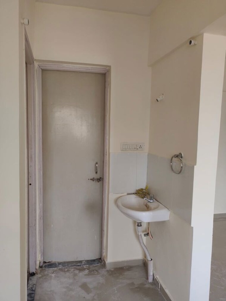 Bathroom, shivane 1 Bedroom 650 Sq.Ft. Apartment In Shivane Pune 9905836
