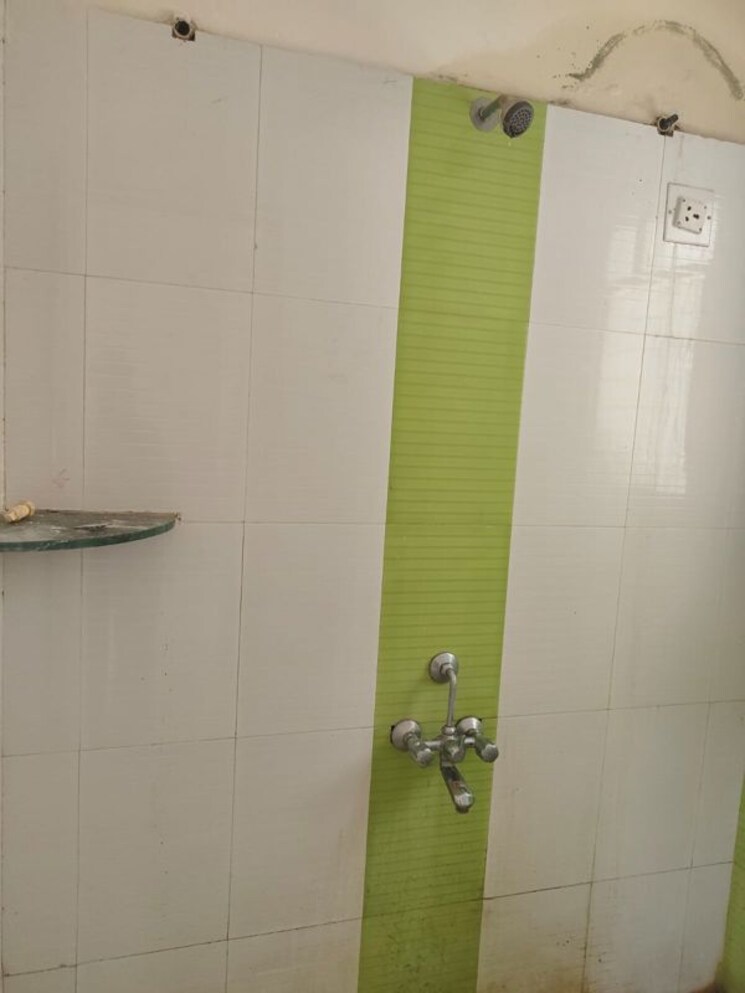 Bathroom, shivane 1 Bedroom 650 Sq.Ft. Apartment In Shivane Pune 9905836
