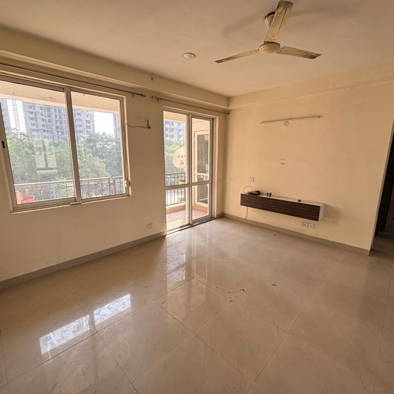 3.5 BHK + Servant Room 1863 Sq.Ft. Apartment in Jaypee Klassic Shaurya
