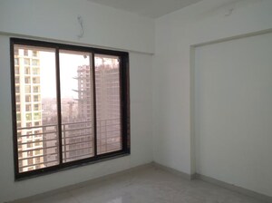Room in 1 BHK Apartment at Realtech Heights, Golani Naka – for Rent