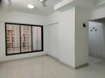1 BHK Apartment For Rent in Realtech Heights, Golani Naka