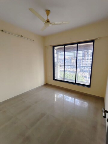 Room in 2 BHK Apartment at CIDCO Sector 14 Kharghar CHS, Kharghar Sector 14 – for Rent