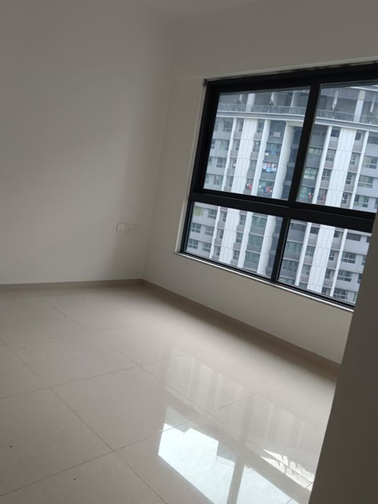 Room, kalpataru-immensa 2 Bedroom 599 Sq.Ft. Apartment In Kolshet Road Thane 9905893