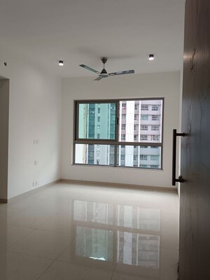 2 BHK Apartment For Rent in Kalpataru Immensa, Kolshet Road