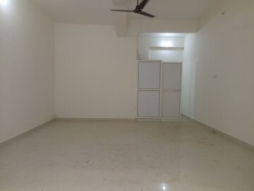  Shop For Rent in Vidyavihar West