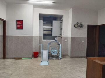 Bathroom in 3 BHK Builder Floor at SS Almeria, Sector 84 – for Rent