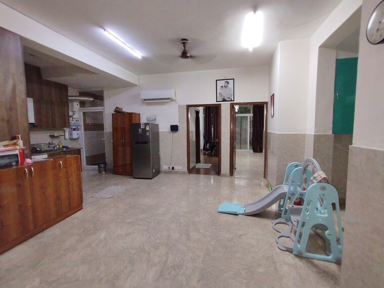 Living Room, ss-almeria 3 Bedroom 2000 Sq.Ft. Builder Floor In Sector 84 Gurgaon 9905904