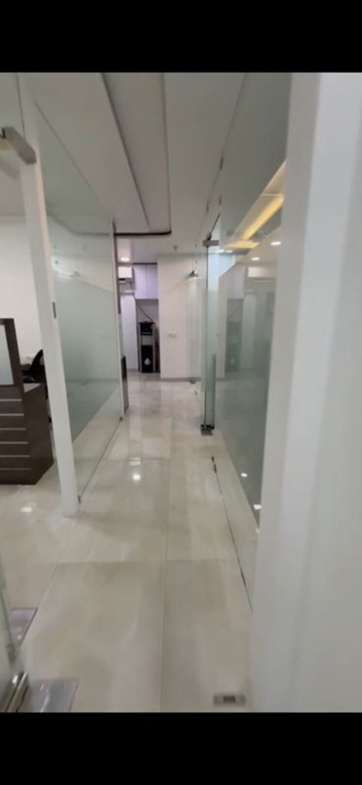 undefined, crystal-plaza-andheri-west Commercial Office Space 350 Sq.Ft. In Andheri West Mumbai 9905915