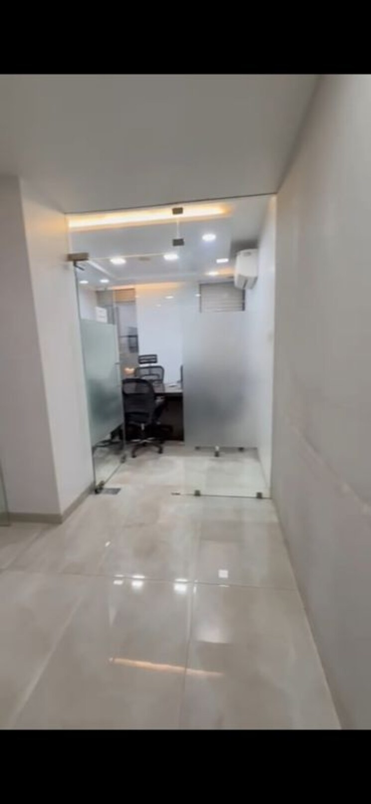 Bathroom, crystal-plaza-andheri-west Commercial Office Space 350 Sq.Ft. In Andheri West Mumbai 9905915