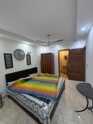 Bedroom in 1 BHK Apartment at Neb Sarai – for Rent