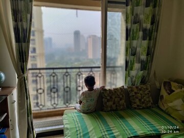 Bedroom in 2 BHK Apartment at Platinum Heritage, Ghodbunder Road – for Sale