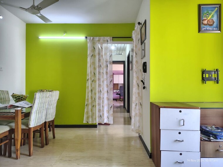 Room, platinum-heritage 2 Bedroom 650 Sq.Ft. Apartment In Ghodbunder Road Thane 9905923