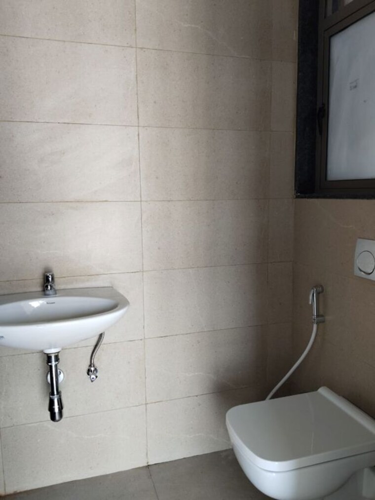Bathroom, runwal-eirene 1 Bedroom 422 Sq.Ft. Apartment In Balkum Pada Thane 9905913
