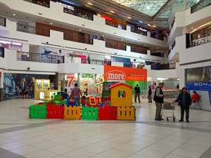  Shop – Exterior View View at Omaxe Connaught Place, Beta Ii Greater Noida - for Sale