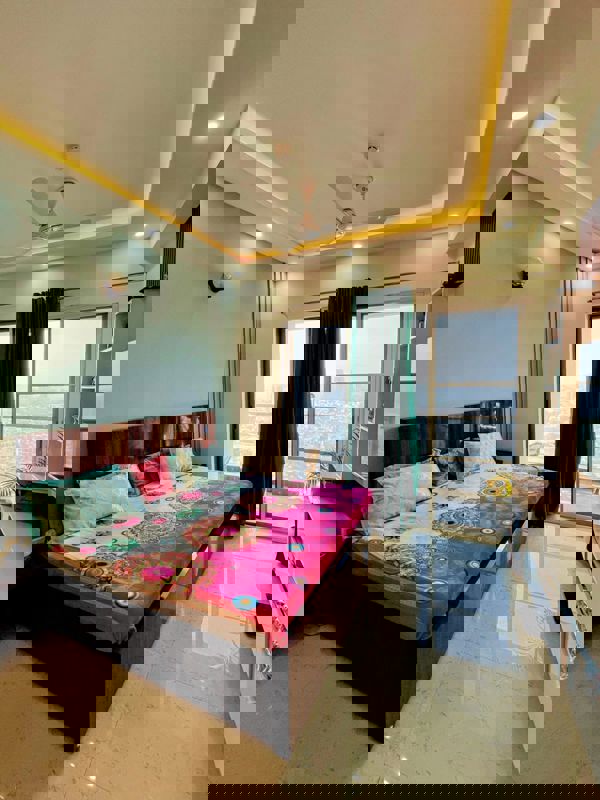 3.5 BHK + Store Room Apartment For Rent in Paras Dews