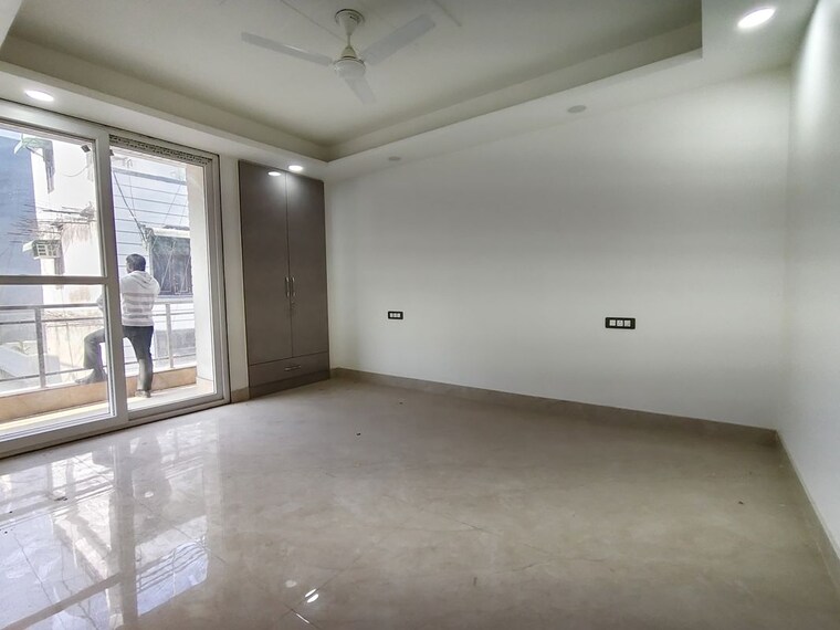 Room, neb sarai 2 Bedroom 1000 Sq.Ft. Apartment In Neb Sarai Delhi 9905982