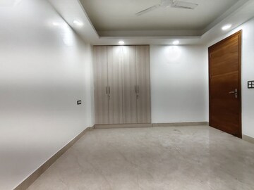 Room in 2 BHK Apartment at Neb Sarai – for Rent