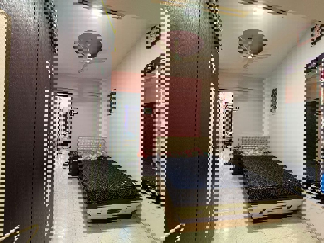 1 BHK + Extra Room 470 Sq.Ft. Apartment in Shilp Tower