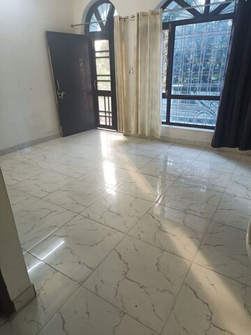 Room in 1 BHK Independent House at Gms Road – for Rent