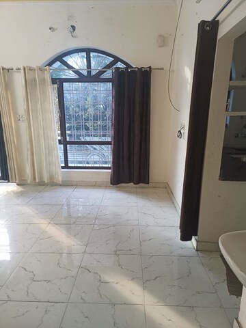 Room in 1 BHK Independent House at Gms Road – for Rent