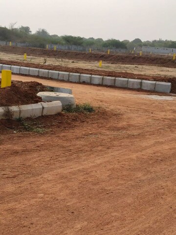  Plot For Sale in Divyasri Shiva Nandi, Yacharam