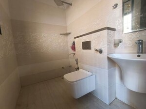 Bathroom in 3 BHK Builder Floor at Sector 38 – for Rent