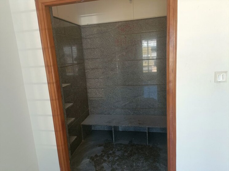 Room, dollars-paradise 3.5 Bedroom 3500 Sq.Ft. Penthouse In Rmv 2nd Stage Bangalore 9906124