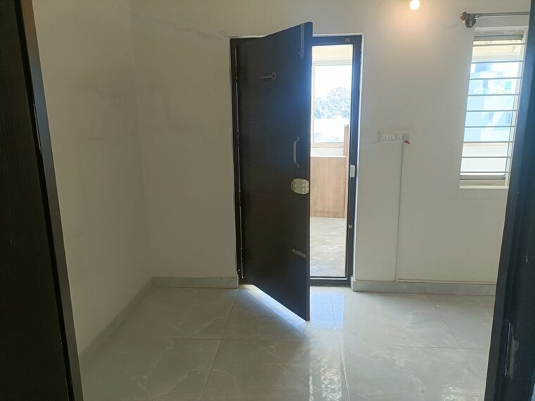 Room, dollars-paradise 3.5 Bedroom 3500 Sq.Ft. Penthouse In Rmv 2nd Stage Bangalore 9906124