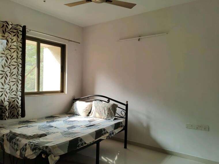 Bedroom, hiranandani-estate-solitaire-c 1 Bedroom 400 Sq.Ft. Apartment In Ghodbunder Road Thane 9906151