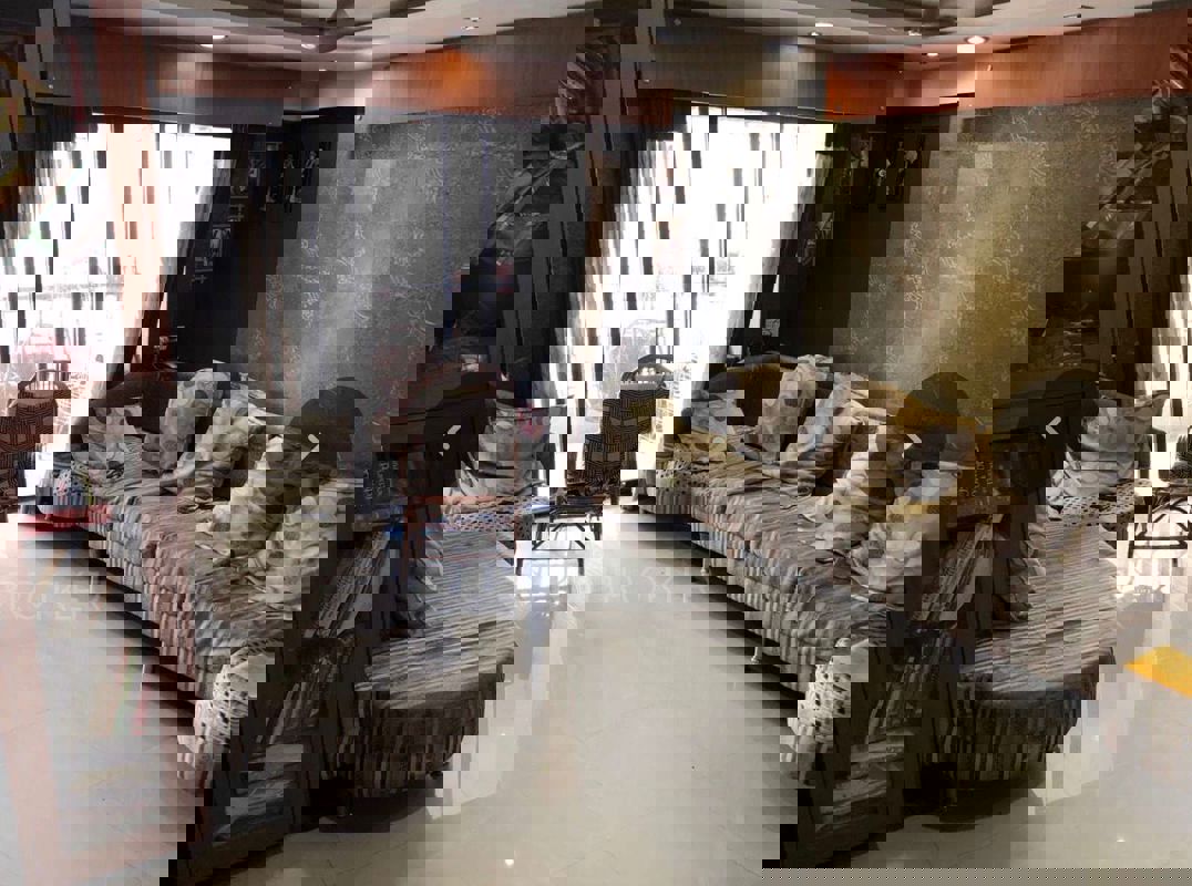 1 BHK + Pooja Room Apartment For Rent in Hiranandani Estate Brentford