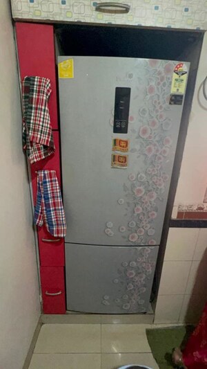 Furnished Amenities in 1 BHK Apartment at Hiranandani Estate Phoenix, Thane West – for Rent