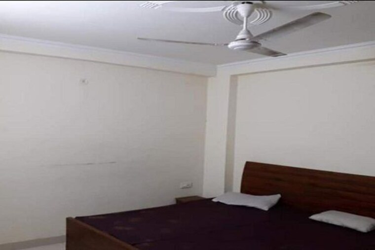 Bathroom, sector 62 2 Bedroom 740 Sq.Ft. Builder Floor In Sector 62 Noida 9906287