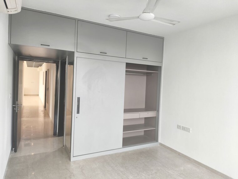 Room, oberoi-realty-esquire 3 Bedroom 1366 Sq.Ft. Apartment In Goregaon East Mumbai 9906330