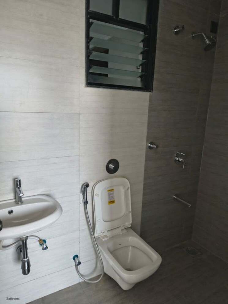 Bathroom, unique-youtopia 2 Bedroom 776 Sq.Ft. Apartment In Kharadi Pune 9906341