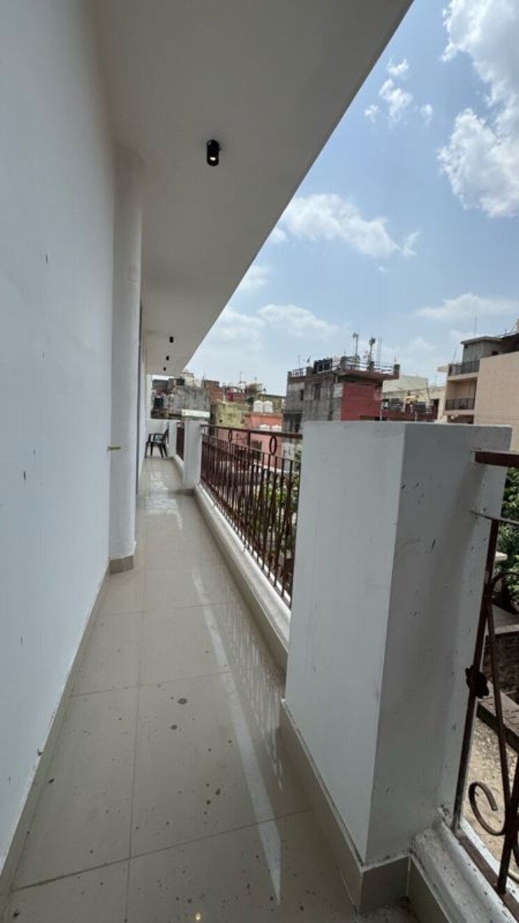 Balcony, chattarpur 1 Bedroom 550 Sq.Ft. Apartment In Chattarpur Delhi 9906353