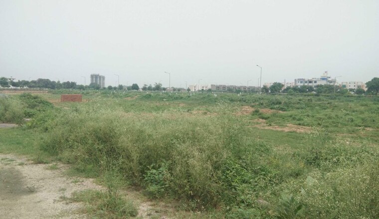 undefined, sector 78  108 Sq.Yd. Plot In Sector 78 Faridabad 9906385