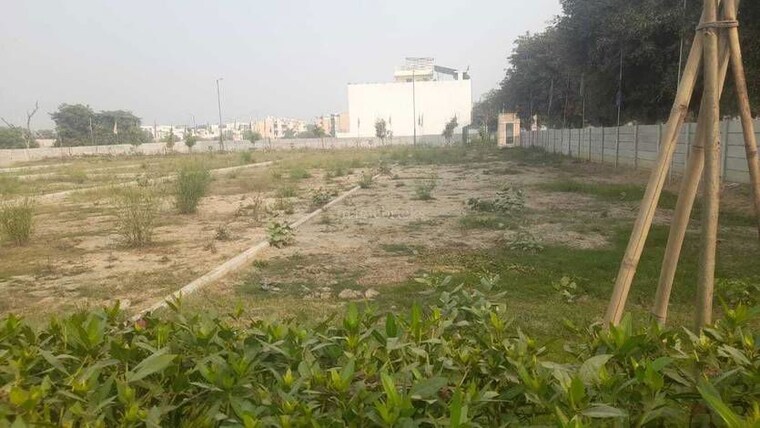 undefined, sector 78  108 Sq.Yd. Plot In Sector 78 Faridabad 9906385