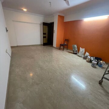 Room in 3 BHK Apartment at Bandra West – for Rent