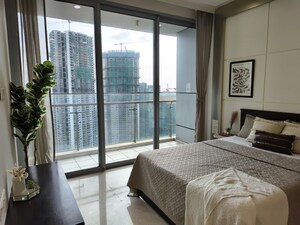 Bedroom in 3 BHK Apartment at Oberoi Exquisite Goregaon, Goregaon East – for Rent