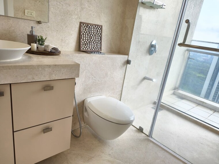 Bathroom, oberoi-exquisite-goregaon 3 Bedroom 1300 Sq.Ft. Apartment In Goregaon East Mumbai 9906490