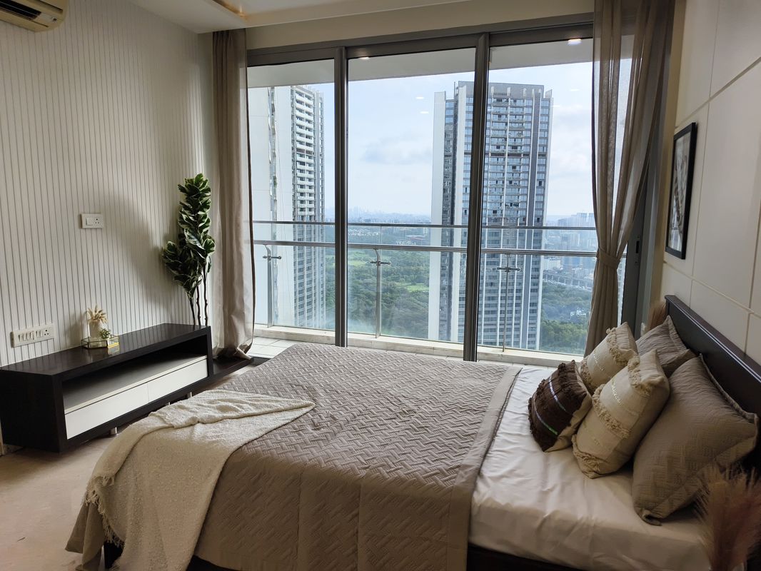 3 BHK + Pooja Room Apartment For Rent in Oberoi Exquisite Goregaon