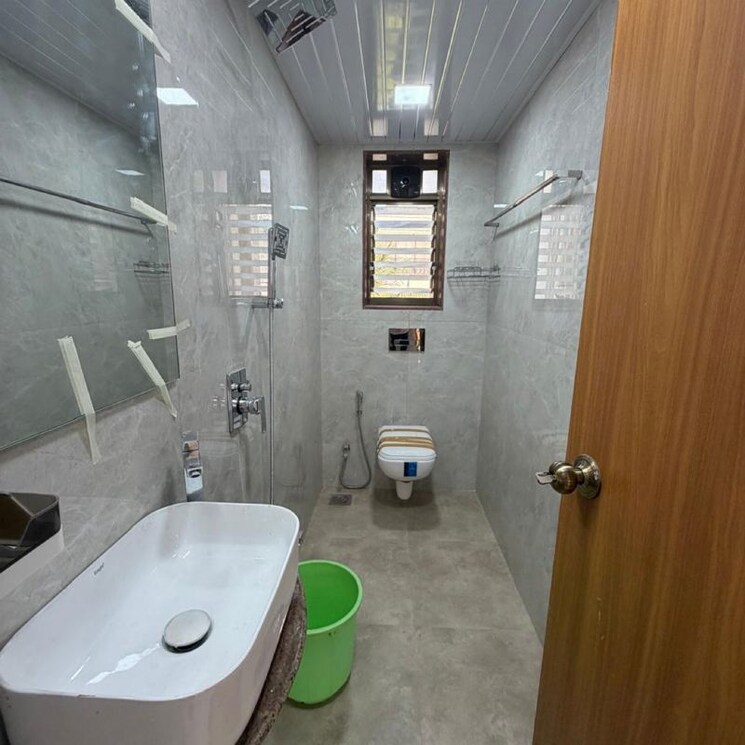 Bathroom, bandra west 2 Bedroom 1000 Sq.Ft. Apartment In Bandra West Mumbai 9906619