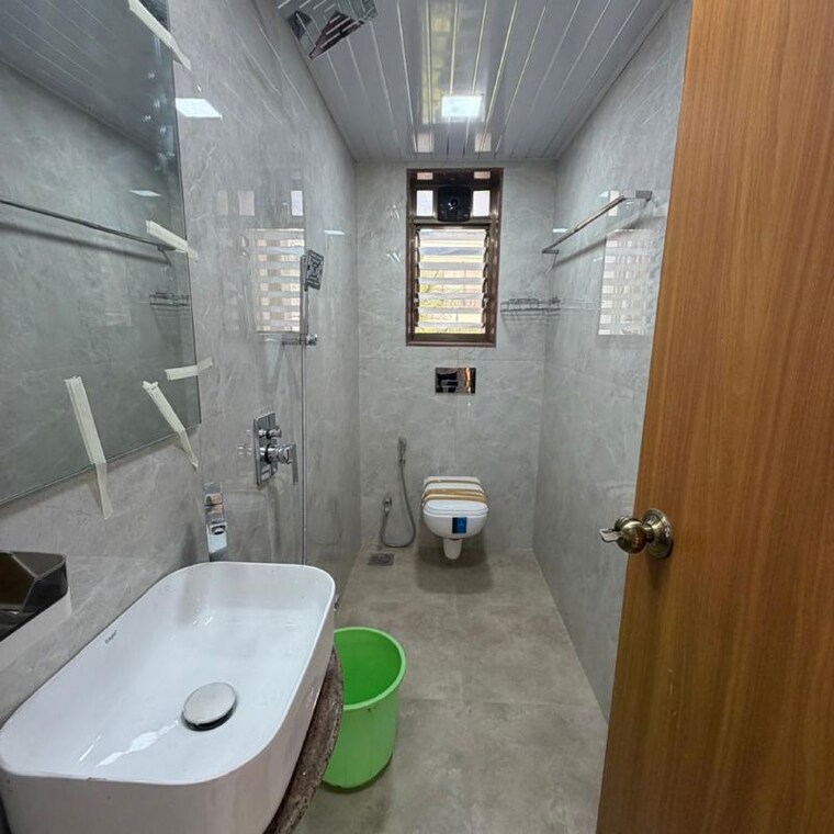 Bathroom, bandra west 2 Bedroom 1000 Sq.Ft. Apartment In Bandra West Mumbai 9906619