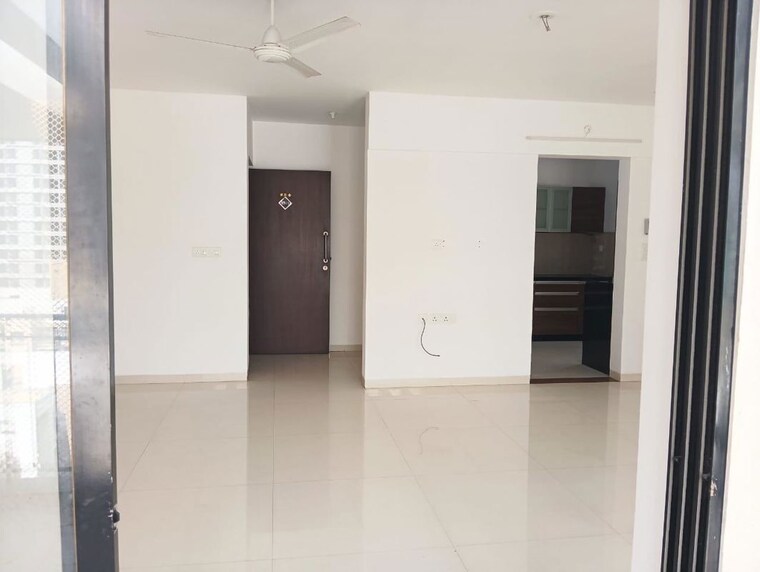 Room, park-express 2.5 Bedroom 1100 Sq.Ft. Apartment In Baner Pune 9906693